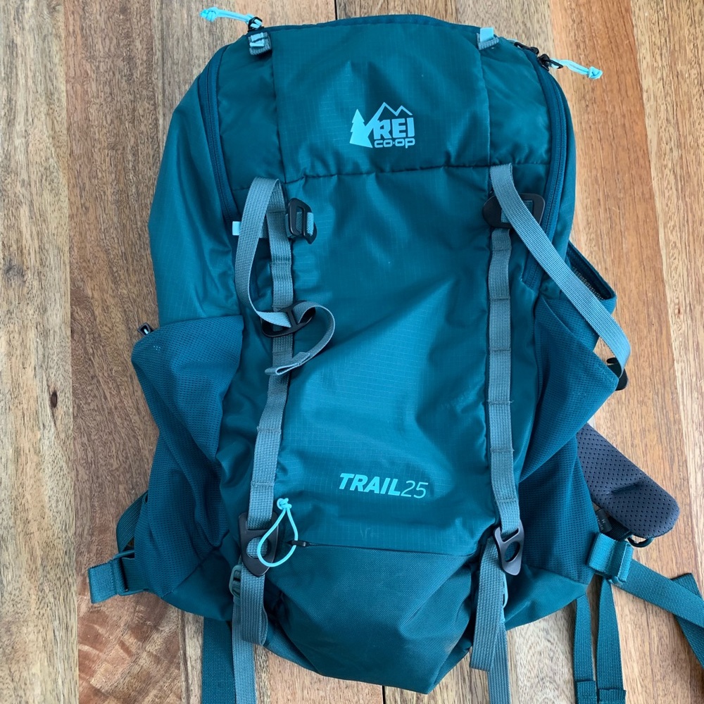 REI Co-op Trail 25 Pack